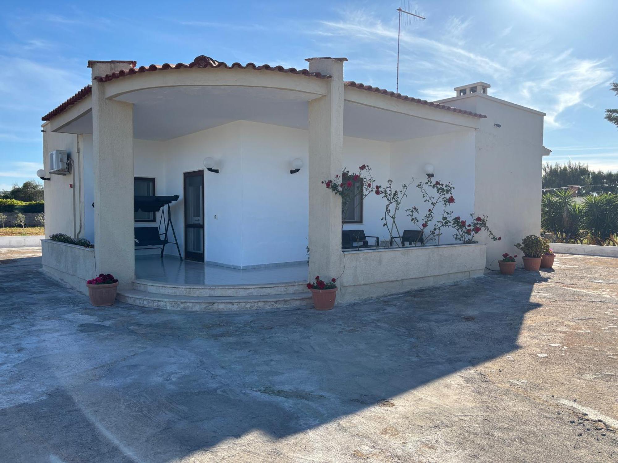 Lilly'S House Villa Torre Santa Sabina Exterior photo